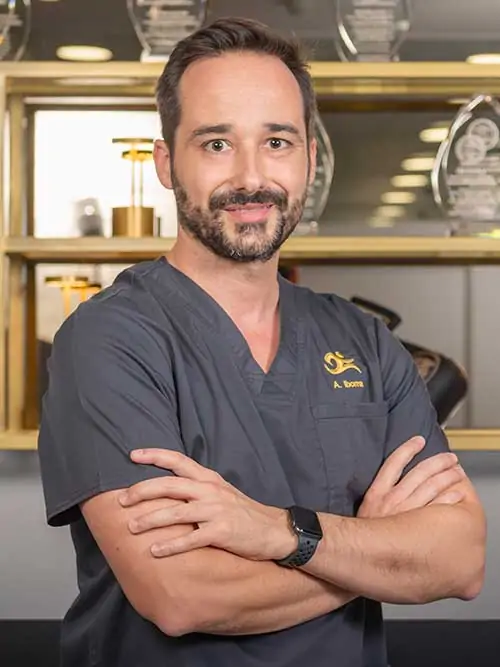 Dr. Álvaro Iborra, Podólogo